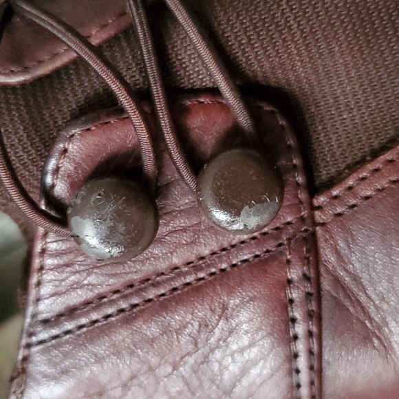 SPECTRA Leather Heeled Slipons - Picture 7 of 12